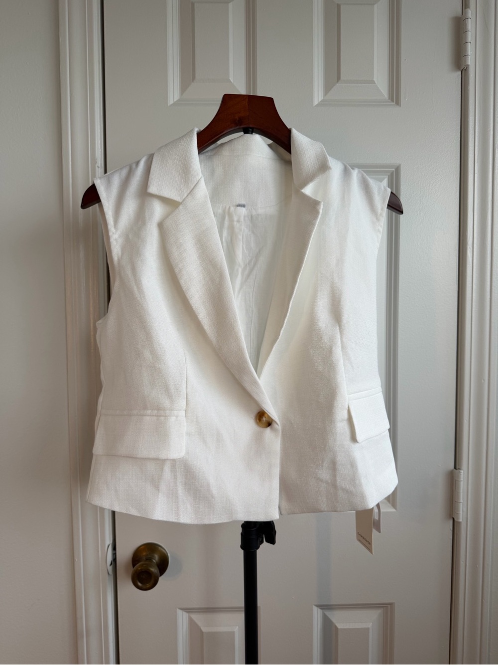 Commense cream Vest Top Size M New with tag